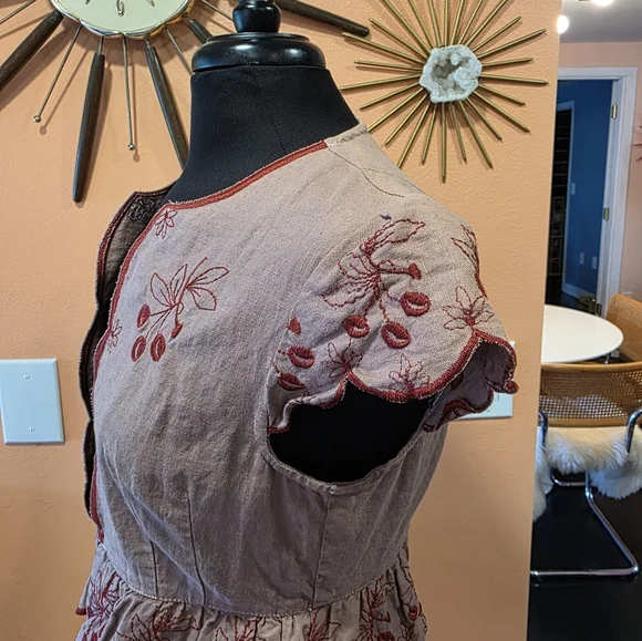 Vintage Y2K Nanette Lepore 10 Girlie Embroidered Floral Ruffle Top Babydoll - Picture 11 of 14